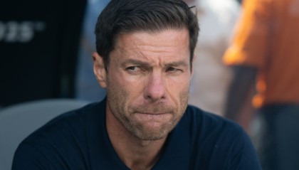 海洋之神·hy590官网-阿隆索下课只因“炸弹三人组”？维尼修斯带头抗命，皇马太难带