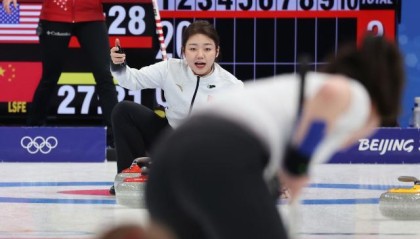 海洋之神·hy590官网-韩雨“读冰”失误中国队遇三连败 教练：发挥有点紧